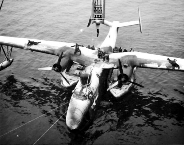 În 1946, Operation Highjump, condusă de amiralul Richard E. Byrd.